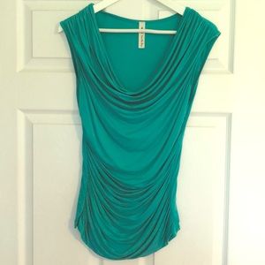 Draped top M